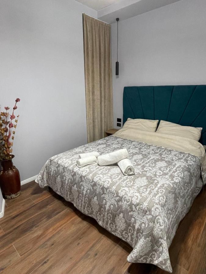 Gold House Durres Leilighet Eksteriør bilde